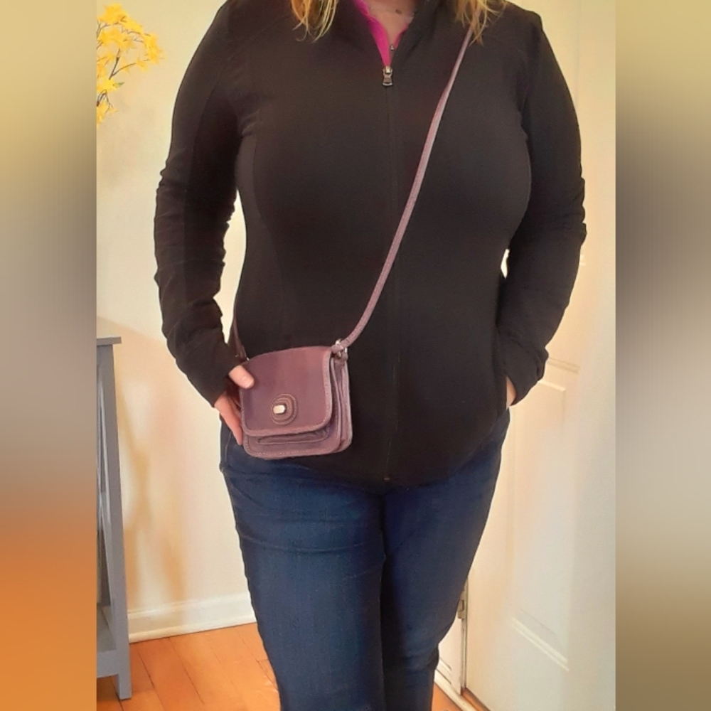 Small Purple Crossbody - Picture 8 of 8